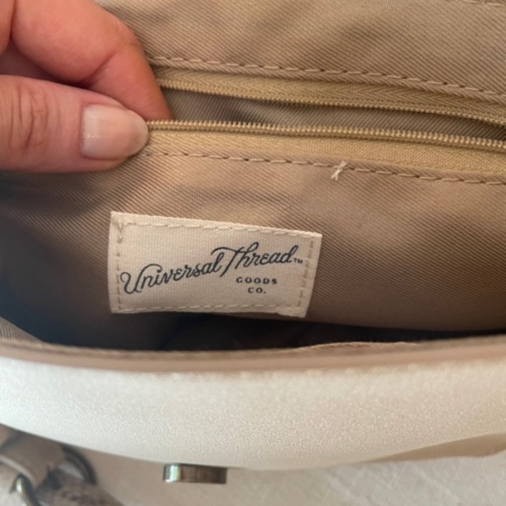 Universal Thread Python Saddle Bag Like New - image 6